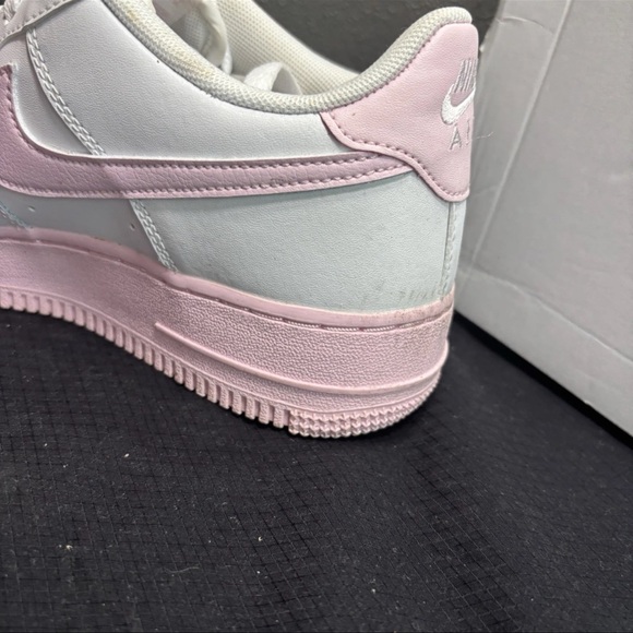 Nike Air Force 1 '07 Low White Pink Sole (CK7663-100) Men Size 6y - Picture 10 of 14